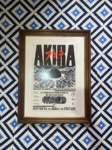 Pôster AKIRA Moldurado - Interessante e em ótimo Estado!