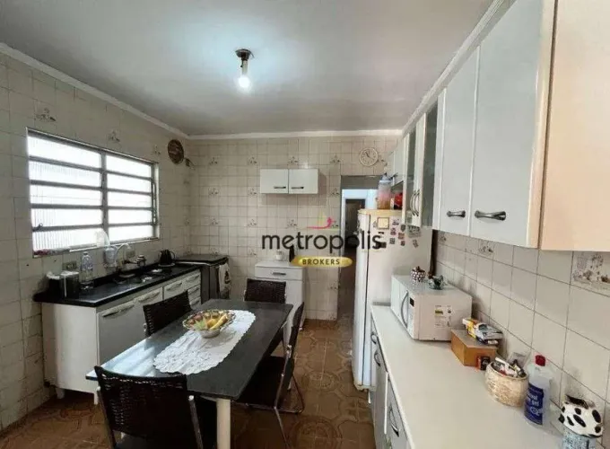 Casa com 3 dormitórios à venda, 116 m² por R$ 491.000,00 - Vila Gilda - Santo André/SP