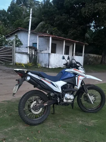 Bros 160 ano 2024