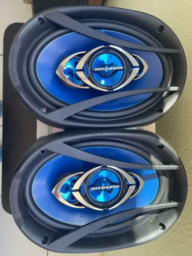 PAR DE ALTO FALANTE HURRICANE 6X9 - 180W QUADRIAXIAL