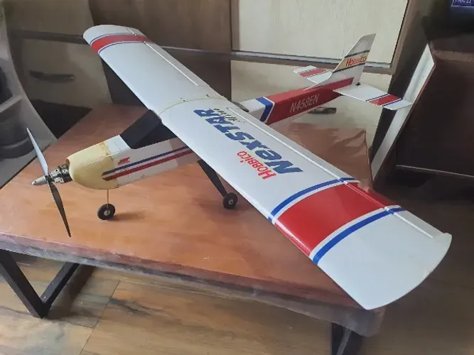 Aeromodelo Nexstar Hobbico Elétrico Balsa - Preço para vender logo.