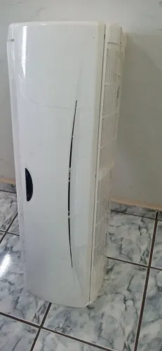 Evaporadora Ar Condicionado York 18.000BTU com controle