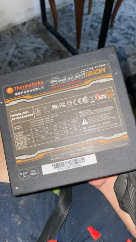 Fonte thermaltake smart 550w bivolt