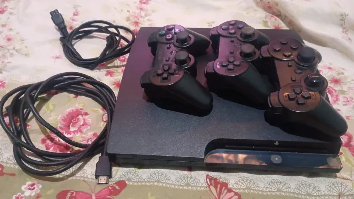 ? PS3 Desbloqueado + 3 Controles ? Novo/Conservado