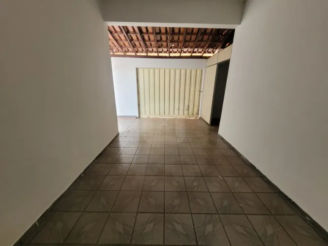 Casa para locação e venda no bairro Custodio Pereira