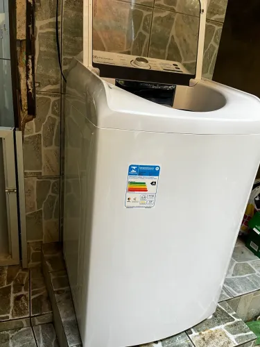 Lavadora de Roupas 14kg Electrolux Essential Care com Cesto Inox (LED14) - 110V