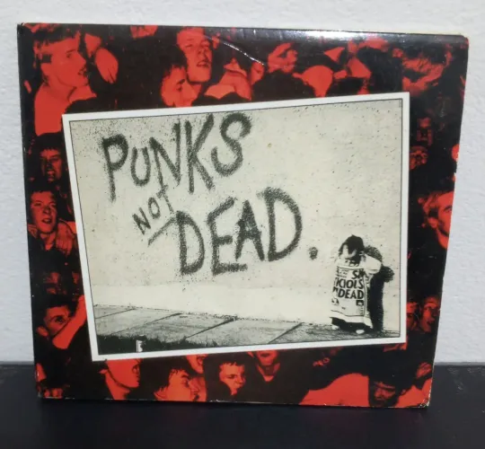 Cd The Exploited - Punks Not Dead - Digipack