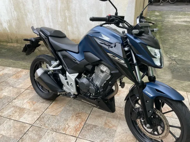 300f 25/25 