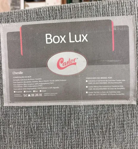 Base Cama Box Lux Castor Em Chenille Cinza pouquíssimo usado