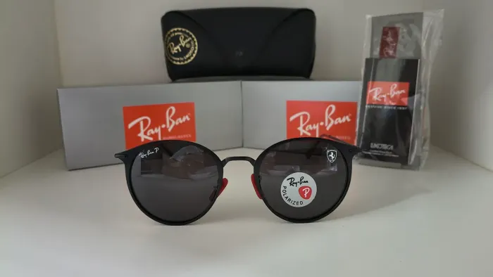 ÓCULOS DE SOL RAYBAN FERRARI