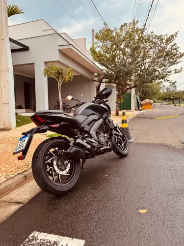 BAJAJ DOMINAR 400