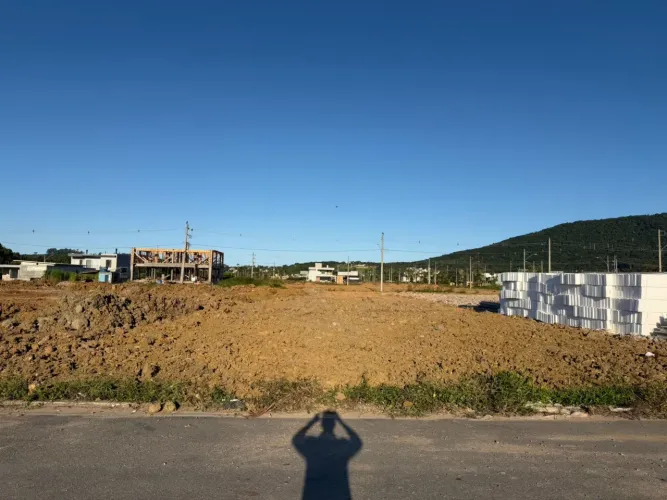 Terreno 15x30 próximo SC 403 - Ingleses | Entrada + parcelas direto com loteadora