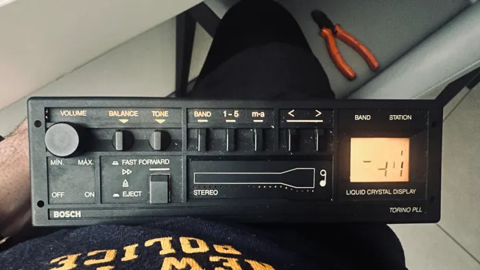 Rádio Toca-Fitas Bosch Torino - Clássico Anos 80/90 (Para Restauro/Colecionadores)