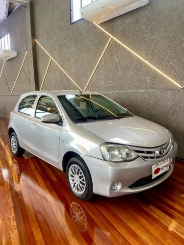 Toyota Etios X 1.3 Flex 16V 5P Aut. 2017