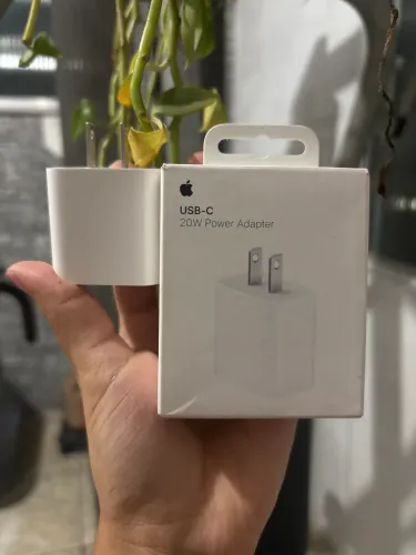 Vendo adaptador USB-C da Apple (EUA)
