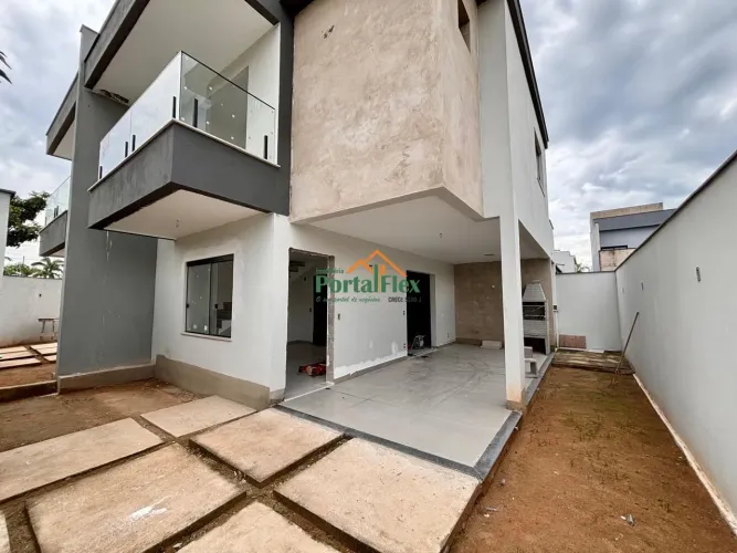 Casa à venda em Manguinhos - Serra/ES
