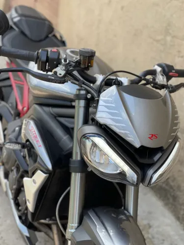 Street Triple 765 RS
