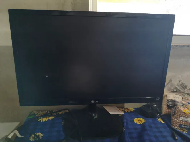 Monitor 21 Full hd saída de audio p2 HDMI  LG