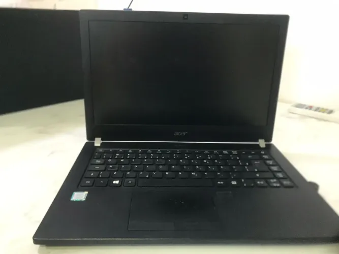 Vendo um notebook 