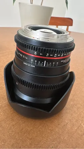 Lente Rokinon 24mm T1.5 MANUAL para Canon. (Precisa de conserto)
