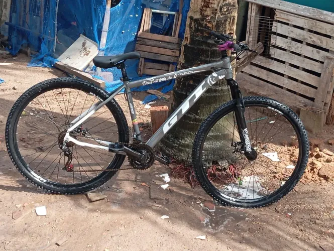 Bicicleta aro 29 GTI