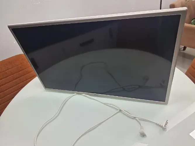 TV Sansumg 32" a usada mais nova do OLX