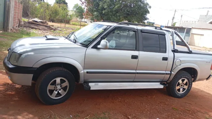 Chevrolet S10 Pick-up Exec. 2.8 4X4 CD TB Int.dies 2006