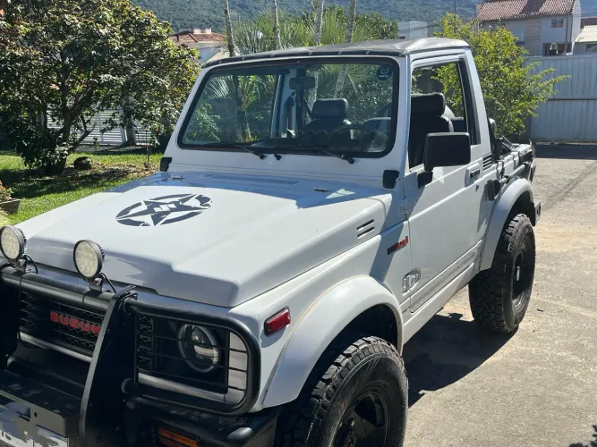 Suzuki Samurai JX Canvas 1.3 1991