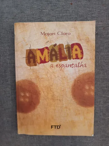 Livro Amália a espantalha