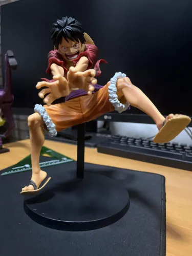 Figure one piece Luffy original bandai