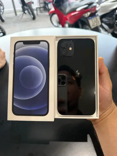 iPhone 12 64 GB