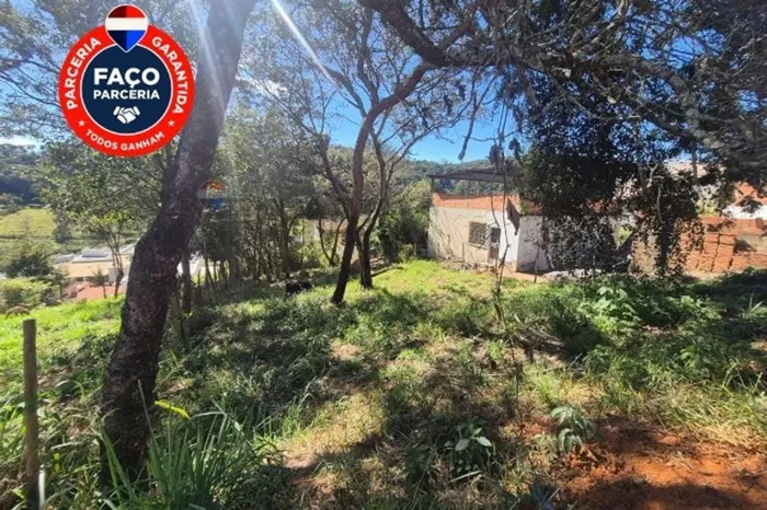 "Terreno à venda no bairro Novo Itabirito: 360m² de Oportunidade!"