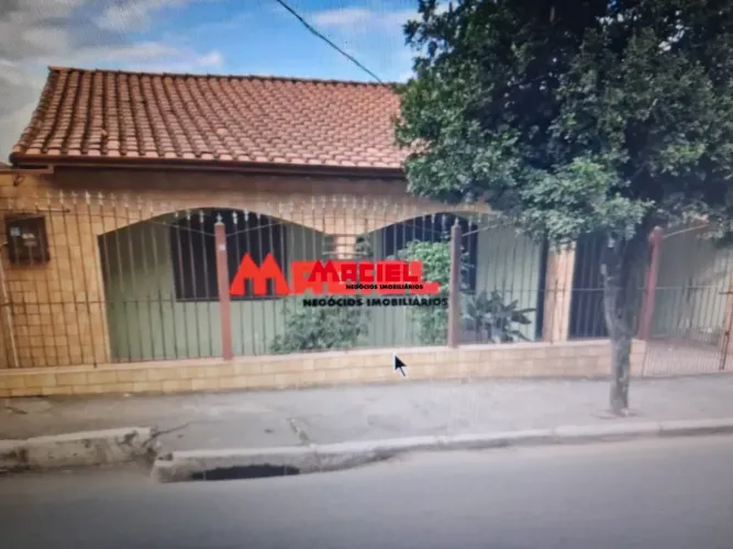 Casa comercial no bairro alto da ponte, zona norte, bem proximo da igreja são Benedito, co