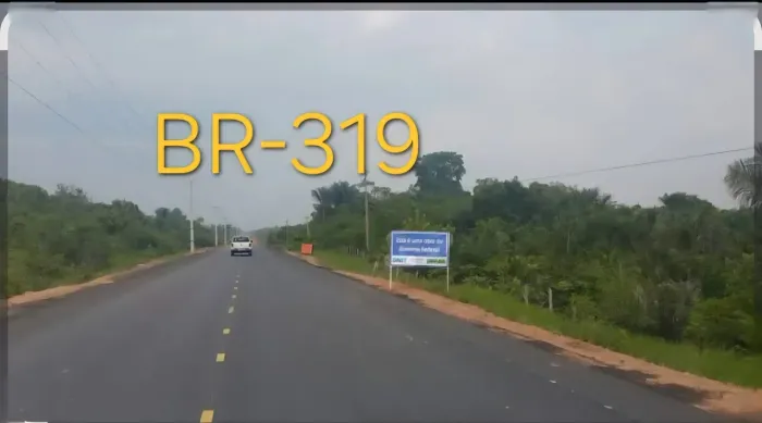 Excelente Fazenda com 1.500ha no Km 20 da BR319 no Careiro. 1.000ha abertos