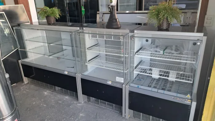 Ac vitrine dupla quente e fria Gelopar 1.40mt 40mt