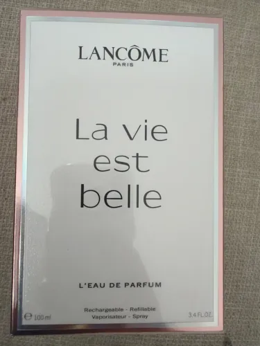 Perfume la vie est belle