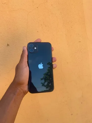 iPhone 11 64g