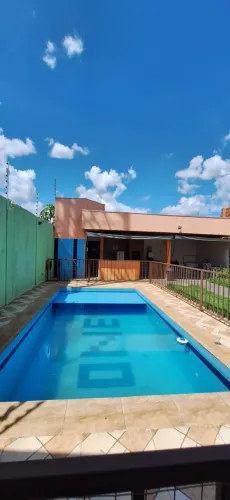 IMPERDIVEL ;ESPAÇO DE FESTA LOCALIZADO NA AV PRINCIPAL DO BAIRRO TRÊS BARRAS