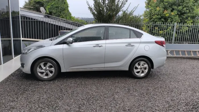 Hyundai HB20S Premium 1.6 Flex 16V Aut. 4P 2016