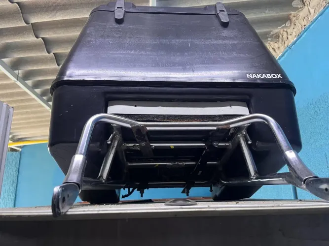 Suporte cargo + baú