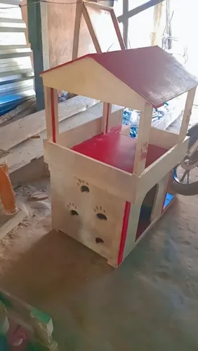 Vende se está casinha pra ? ou ? pequeno 