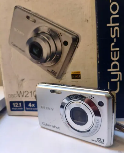 Sony Cybershot w210