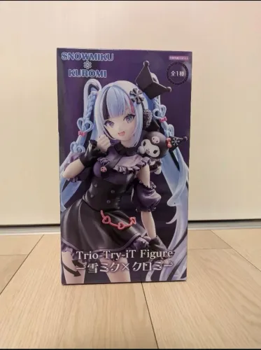 Snow Miku & Kuromi figure