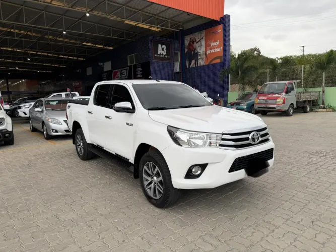 Toyota Hilux CD SRV 4X4 2.8 TDI Diesel Aut. 2018