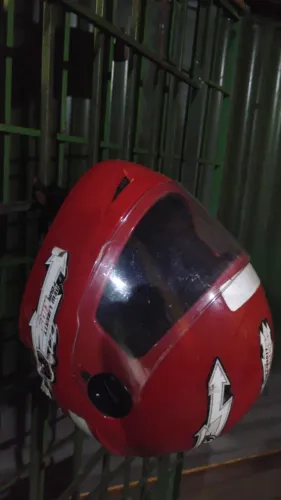 Vendo capacete infantil 