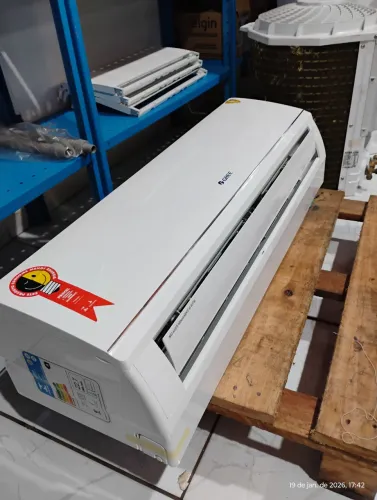 UNIDADE EVAPORADORA MARCA GREE 12000 BTU Q/F 220V TIPO SPLIT WWLL 