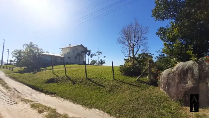 Lindo Terreno à Venda Garopaba