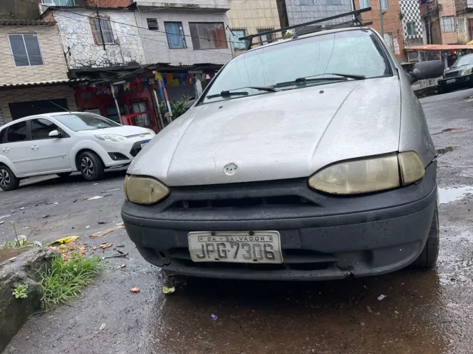 Fiat Palio Young 1.0 MPI 8V 2P (álcool) 2001