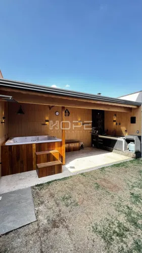 Casa para comprar 3 suites e jacuzzi no condominio em Santana de Parnaiba