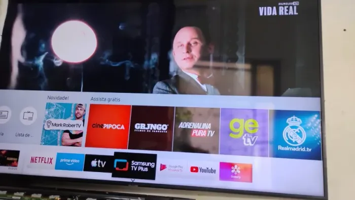 Vende-se Tv Samsung UN75RU7100G Smart C/ Garantia